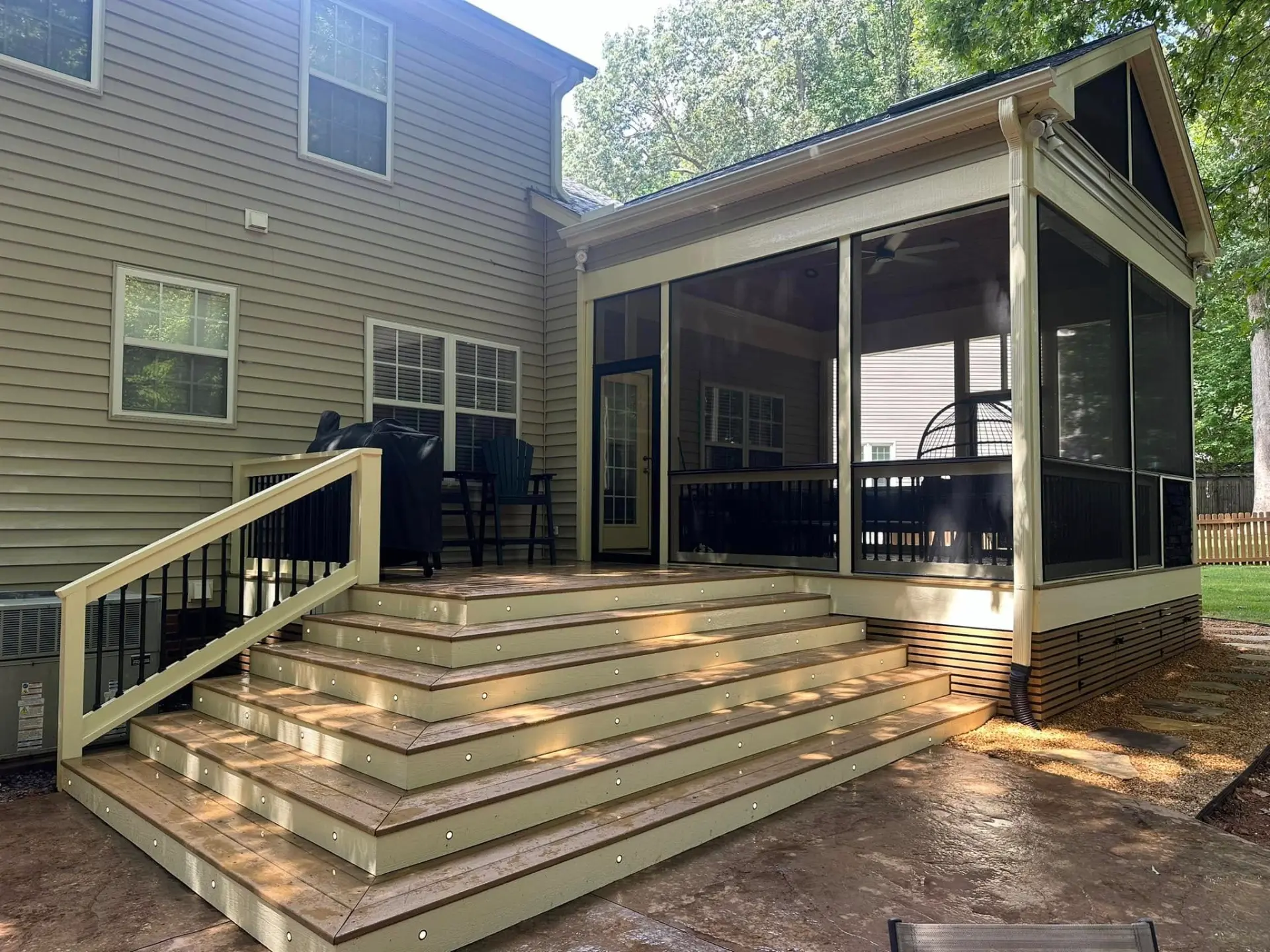 Screened porch and deck addition