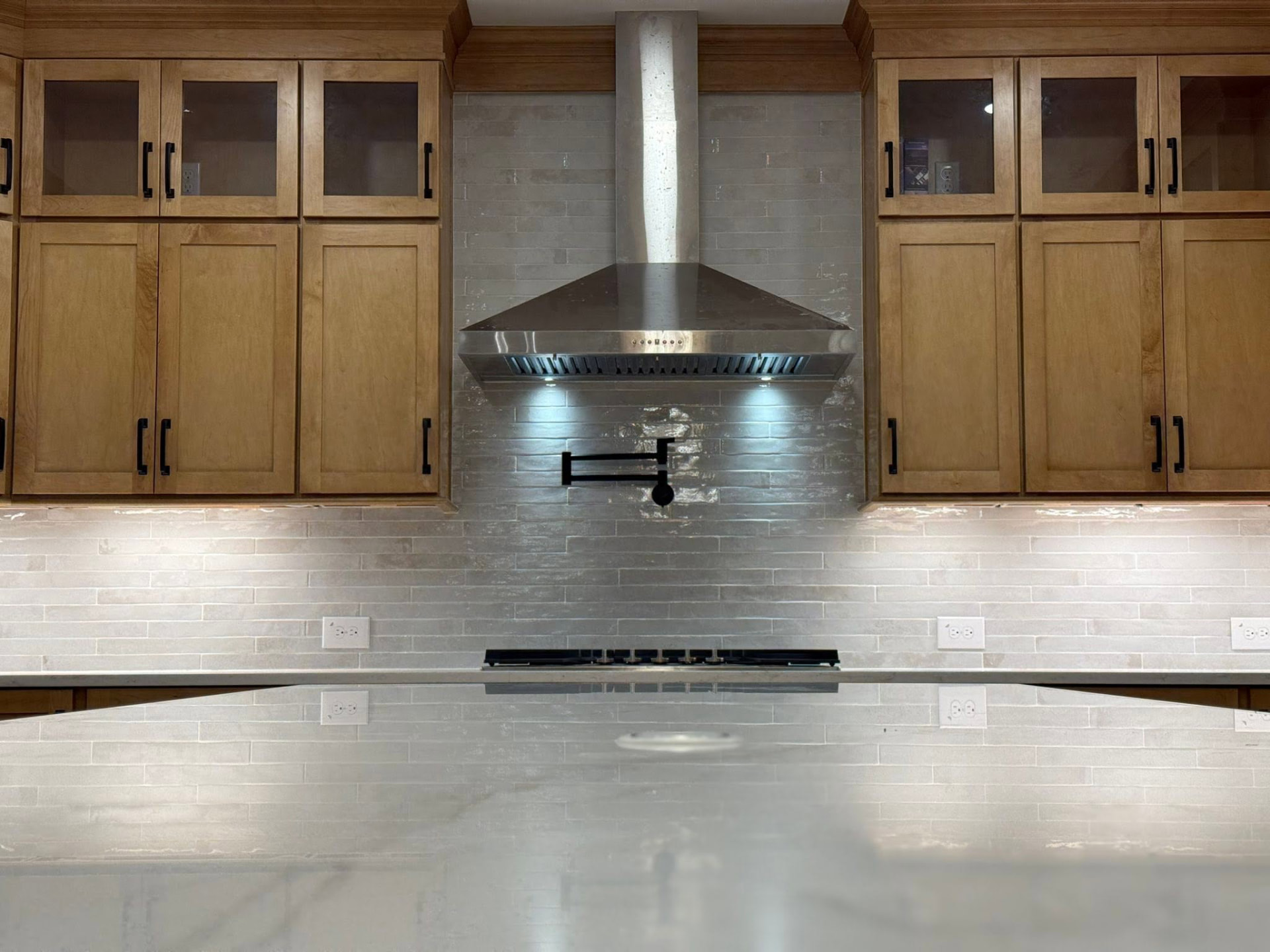 Custom range wall with stainless hood